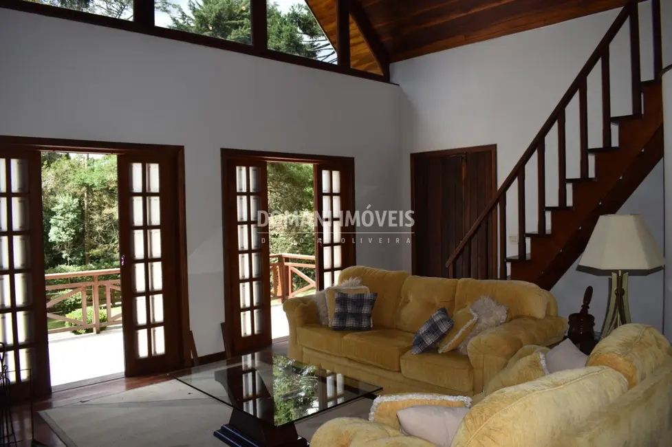 Foto 8 de Casa com 3 quartos à venda, 185m2 em Campos Do Jordao - SP