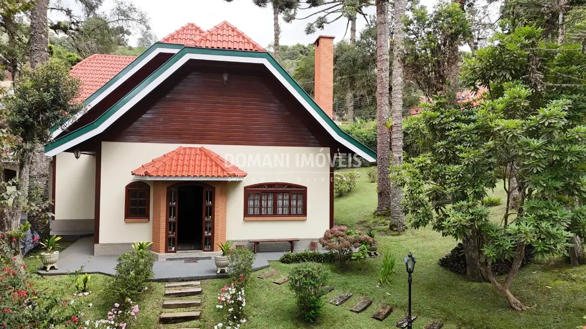 Foto 1 de Casa com 3 quartos à venda, 292m2 em Campos Do Jordao - SP
