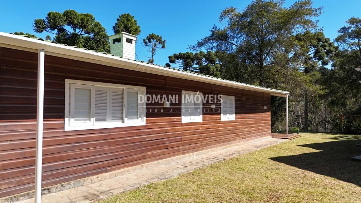 Foto 4 de Casa de Condomínio com 3 quartos à venda, 126m2 em Campos Do Jordao - SP