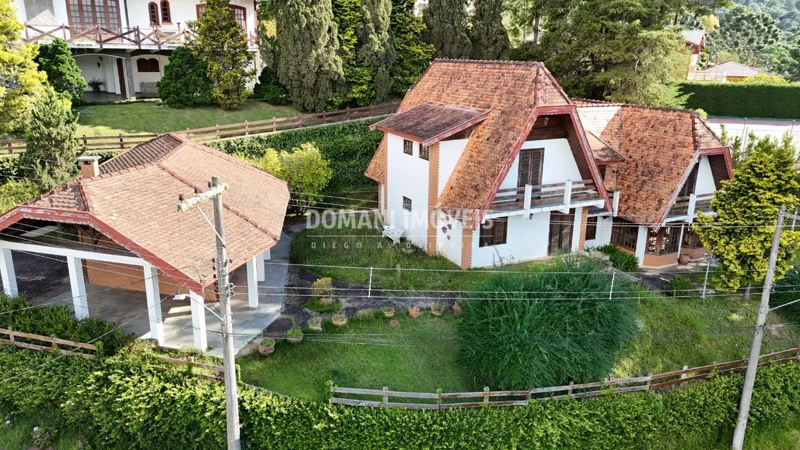 Foto 4 de Casa de Condomínio com 5 quartos à venda, 288m2 em Campos Do Jordao - SP