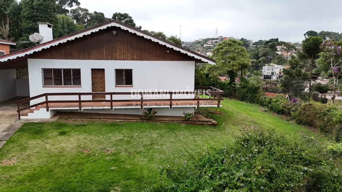 Foto 6 de Casa com 3 quartos à venda e para alugar, 235m2 em Campos Do Jordao - SP