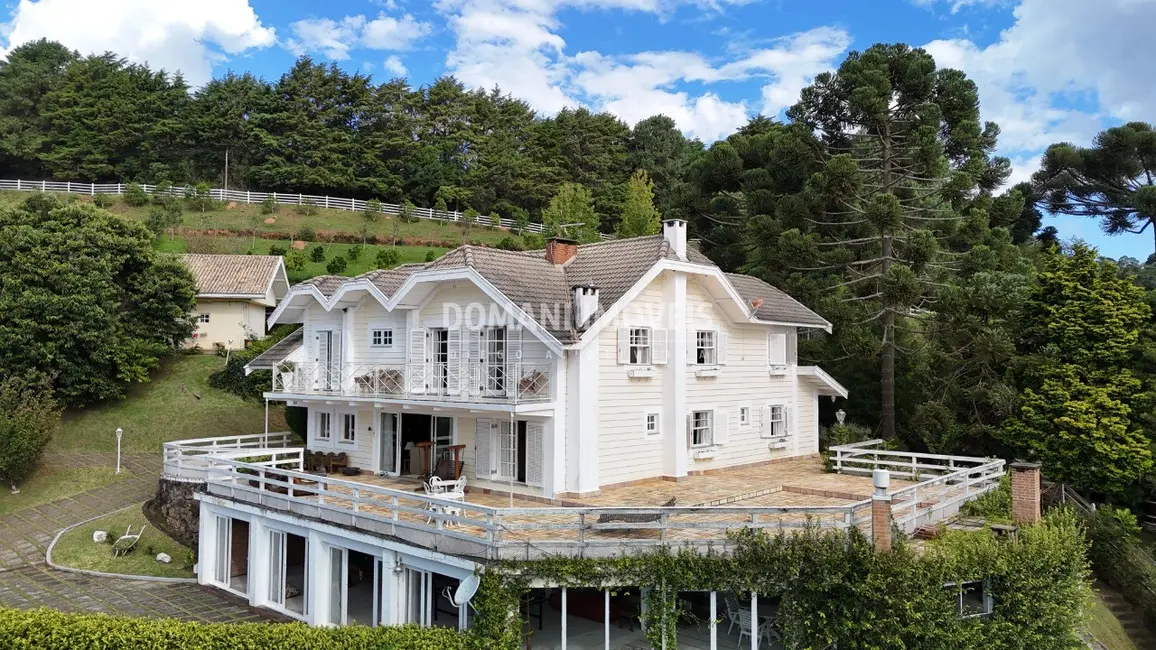 Foto 5 de Casa com 7 quartos à venda, 650m2 em Campos Do Jordao - SP