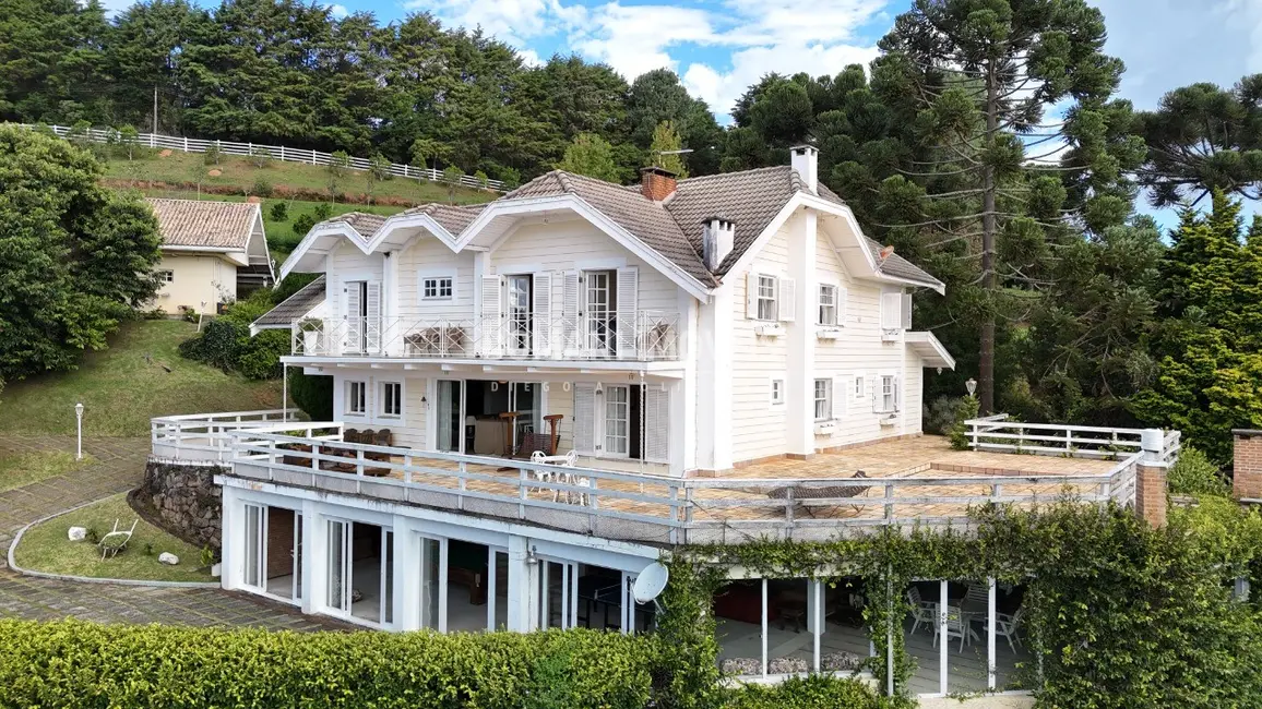 Foto 2 de Casa com 7 quartos à venda, 650m2 em Campos Do Jordao - SP