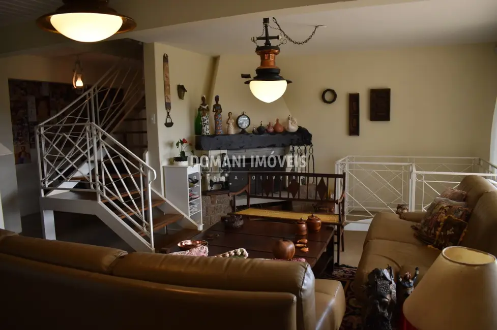 Foto 9 de Casa com 7 quartos à venda, 650m2 em Campos Do Jordao - SP