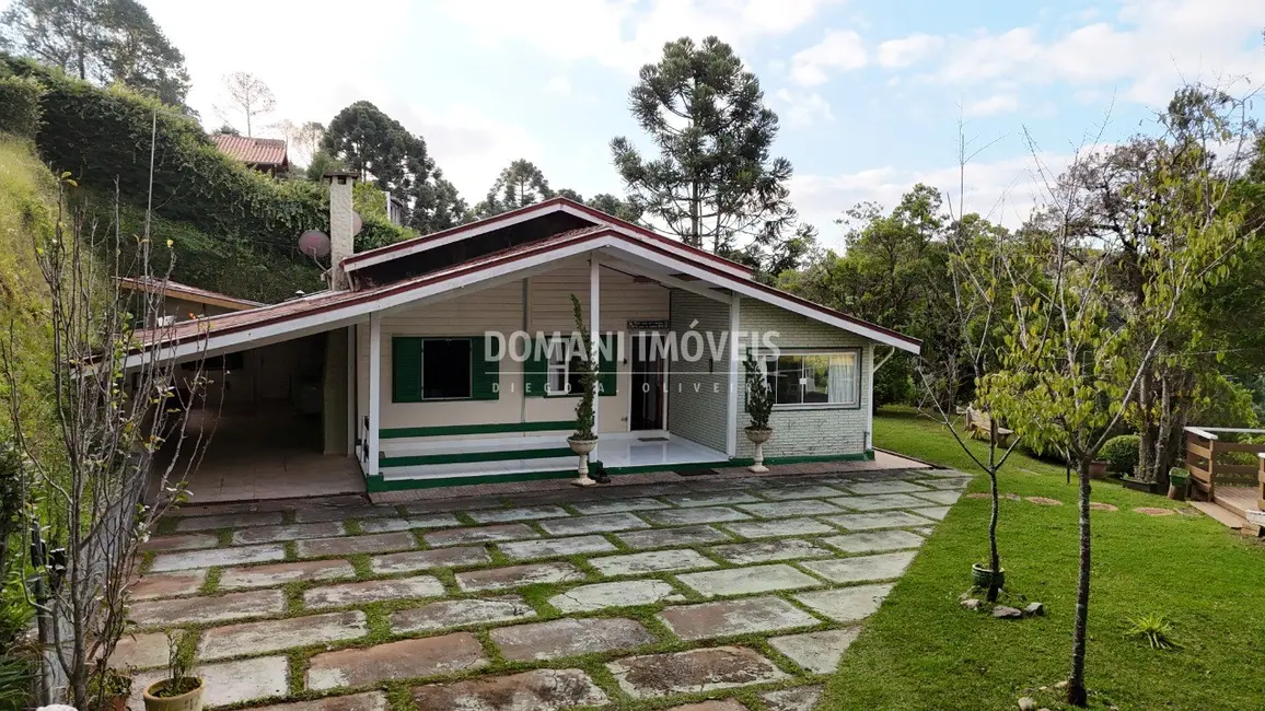 Foto 1 de Casa com 3 quartos à venda, 242m2 em Campos Do Jordao - SP
