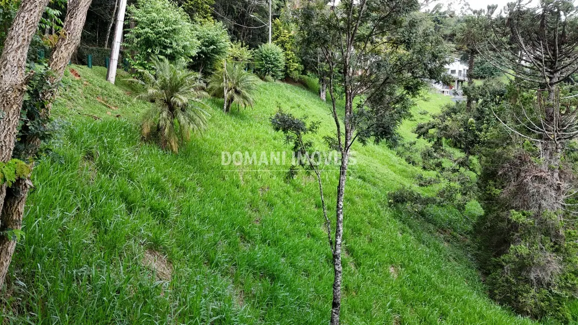 Foto 2 de Terreno / Lote à venda, 1735m2 em Santo Antonio Do Pinhal - SP