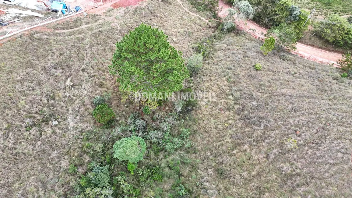 Foto 1 de Terreno / Lote à venda, 1795m2 em Campos Do Jordao - SP