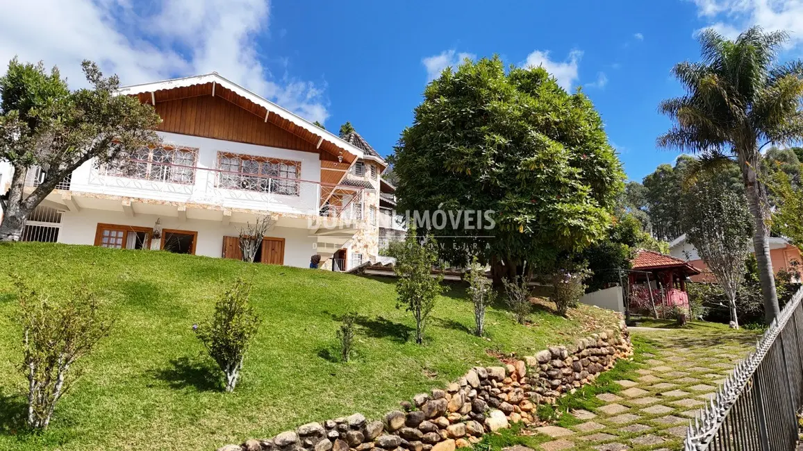 Foto 3 de Casa com 4 quartos à venda, 349m2 em Campos Do Jordao - SP