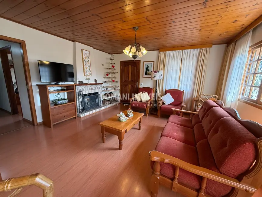 Foto 8 de Casa com 4 quartos à venda, 349m2 em Campos Do Jordao - SP