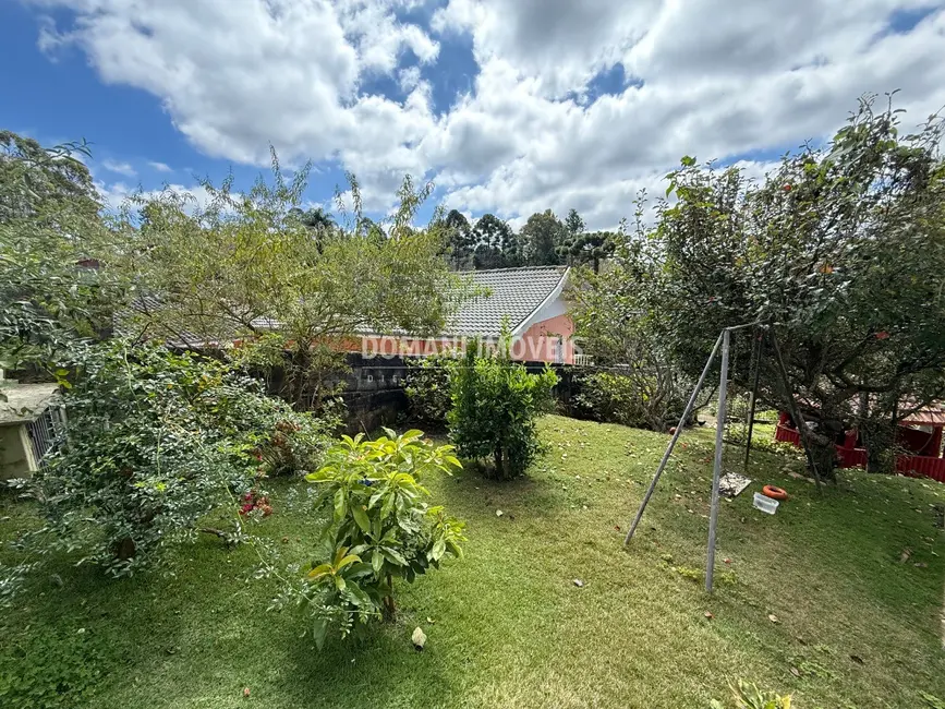Foto 4 de Casa com 4 quartos à venda, 349m2 em Campos Do Jordao - SP