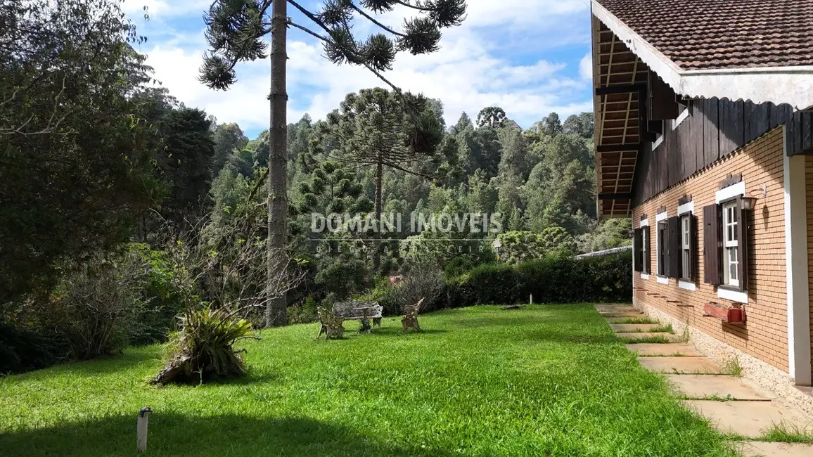Foto 5 de Casa com 3 quartos à venda, 223m2 em Campos Do Jordao - SP
