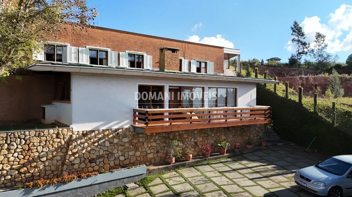 Foto 7 de Casa com 5 quartos à venda, 305m2 em Campos Do Jordao - SP