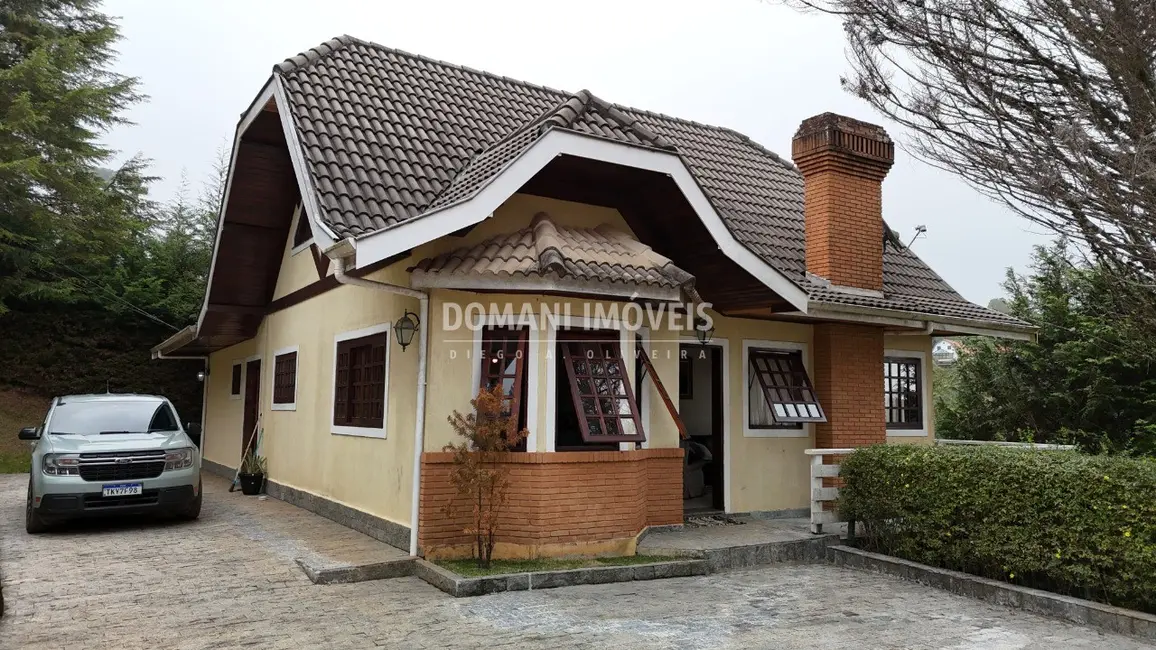 Casa com 4 quartos à venda, 295m2 em Campos Do Jordao - SP - imagem 3 Foto 3 de Casa com 4 quartos à venda, 295m2 em Campos Do Jordao - SP