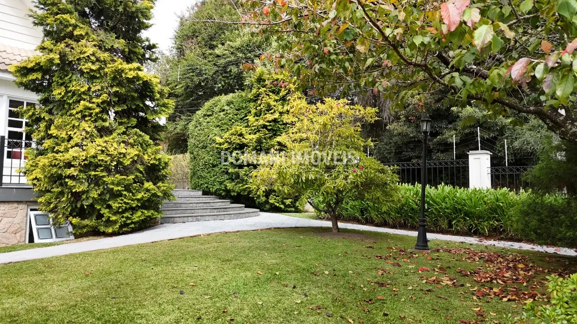 Foto 5 de Casa com 5 quartos à venda, 416m2 em Campos Do Jordao - SP