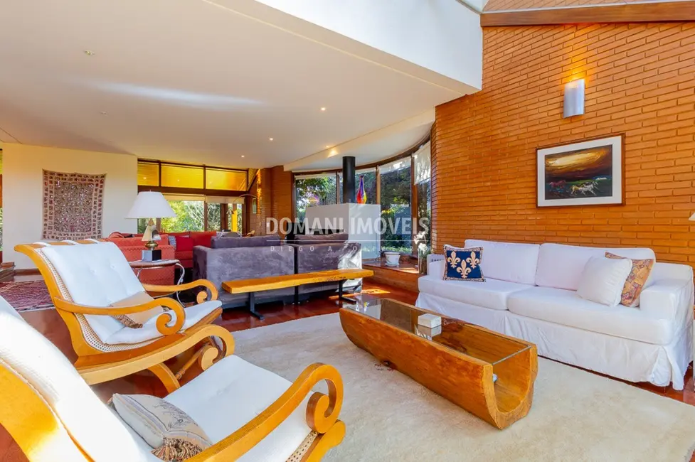 Casa de Condomínio com 5 quartos à venda, 600m2 em Campos Do Jordao - SP - imagem 8 Foto 8 de Casa de Condomínio com 5 quartos à venda, 600m2 em Campos Do Jordao - SP