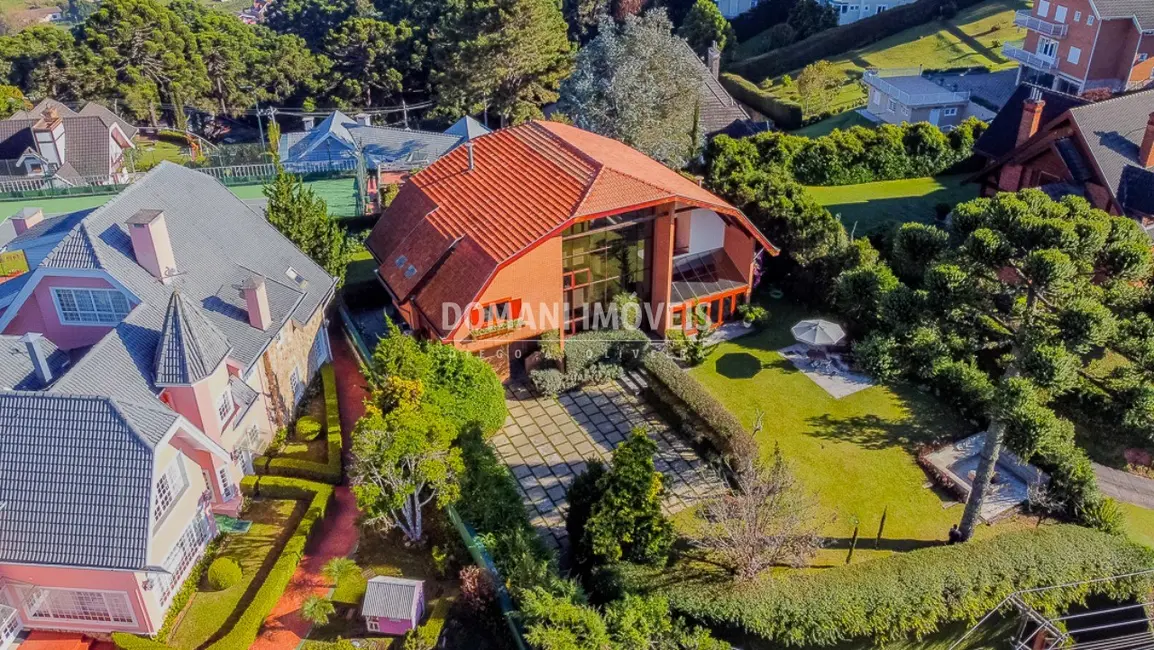 Foto 2 de Casa de Condomínio com 5 quartos à venda, 600m2 em Campos Do Jordao - SP