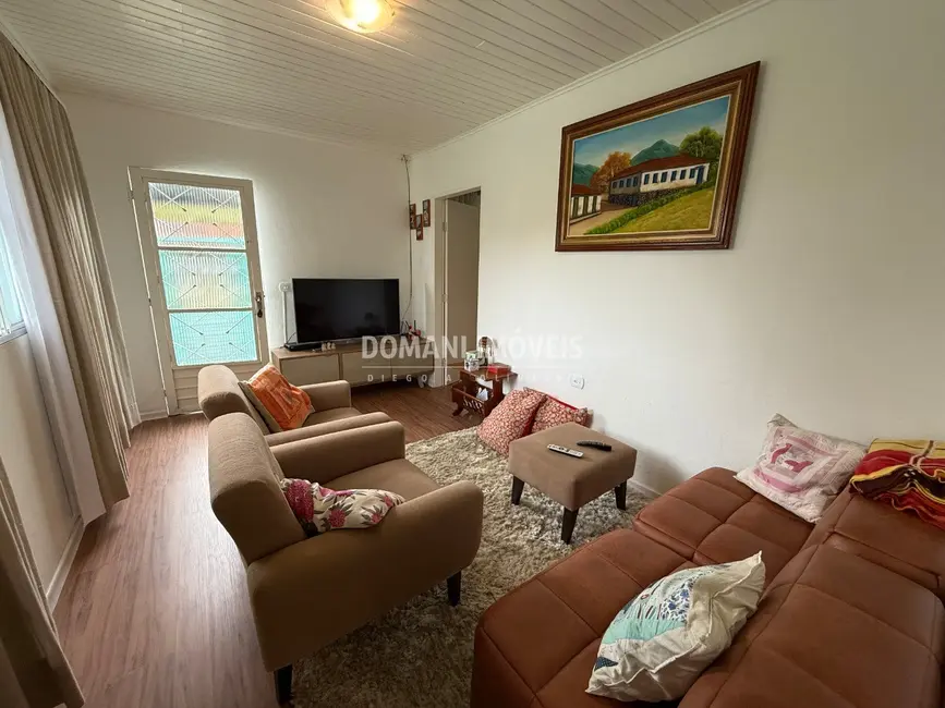 Foto 9 de Casa com 3 quartos à venda, 198m2 em Sao Bento Do Sapucai - SP