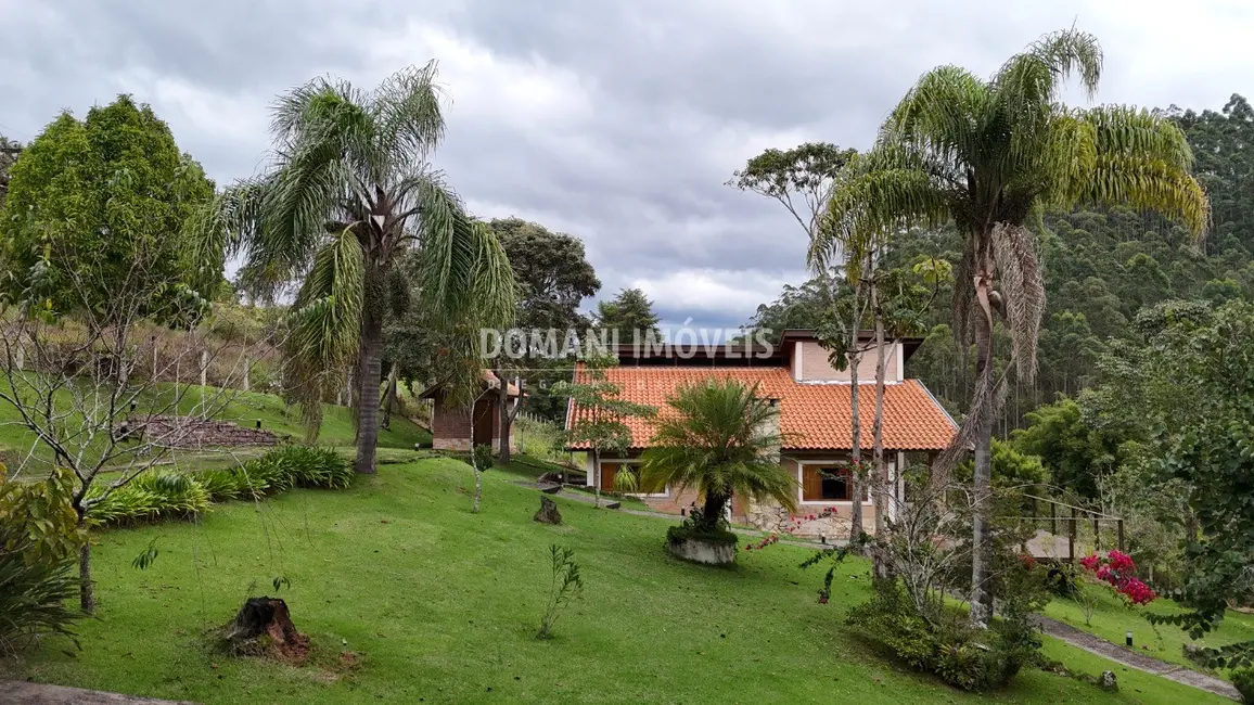 Foto 2 de Casa de Condomínio com 3 quartos à venda, 175m2 em Santo Antonio Do Pinhal - SP