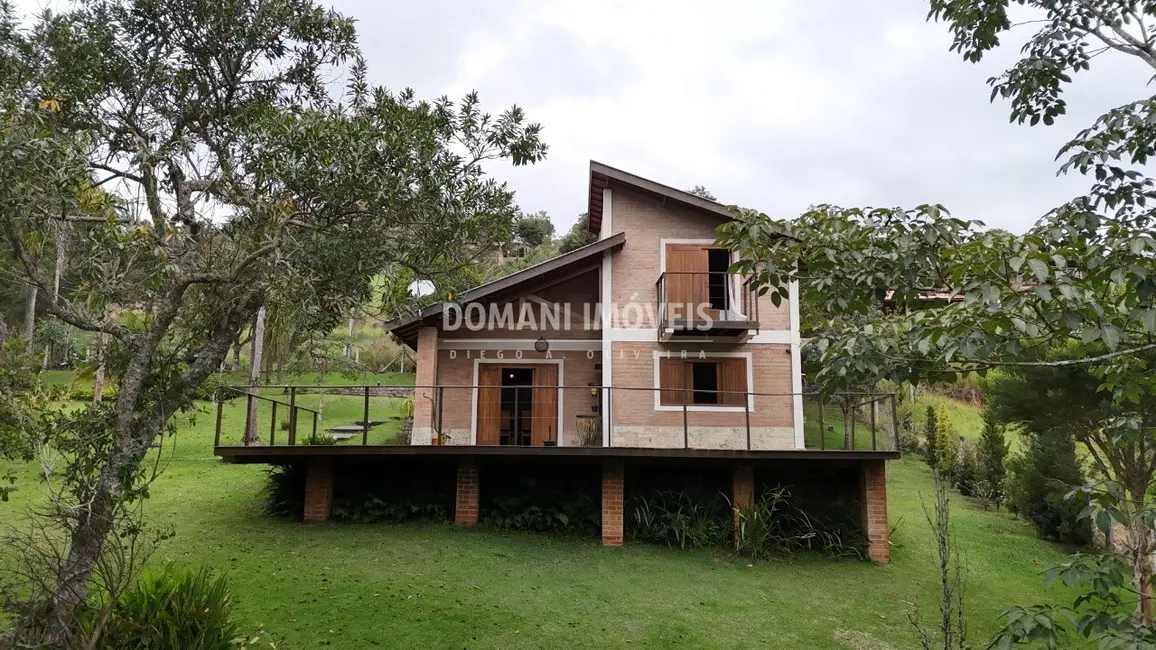 Casa de Condomínio com 3 quartos à venda, 175m2 em Santo Antonio Do Pinhal - SP - imagem 4 Foto 4 de Casa de Condomínio com 3 quartos à venda, 175m2 em Santo Antonio Do Pinhal - SP