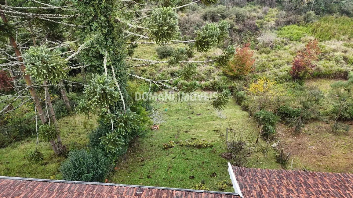 Foto 3 de Casa com 3 quartos à venda, 145m2 em Campos Do Jordao - SP