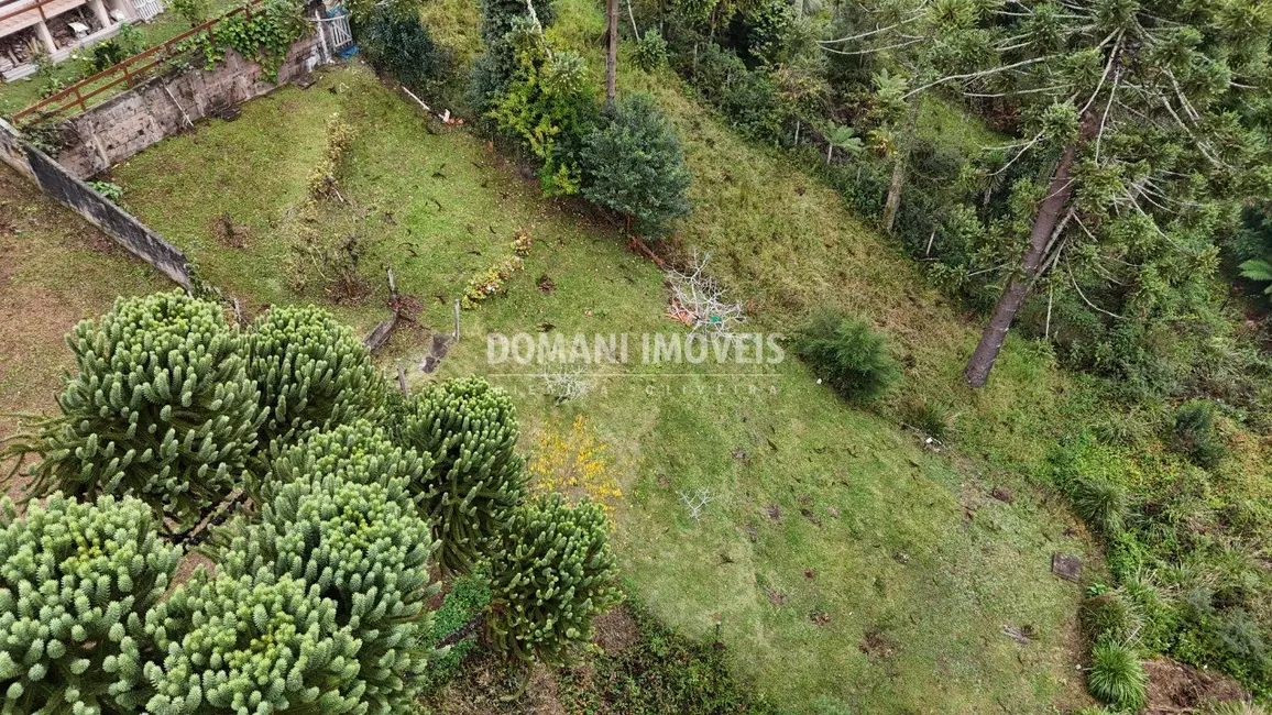 Foto 2 de Casa com 3 quartos à venda, 145m2 em Campos Do Jordao - SP