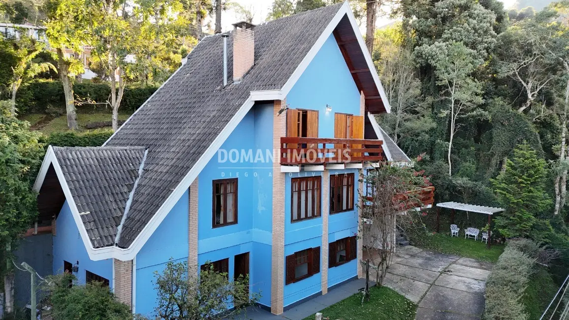 Foto 2 de Casa com 2 quartos à venda, 214m2 em Campos Do Jordao - SP