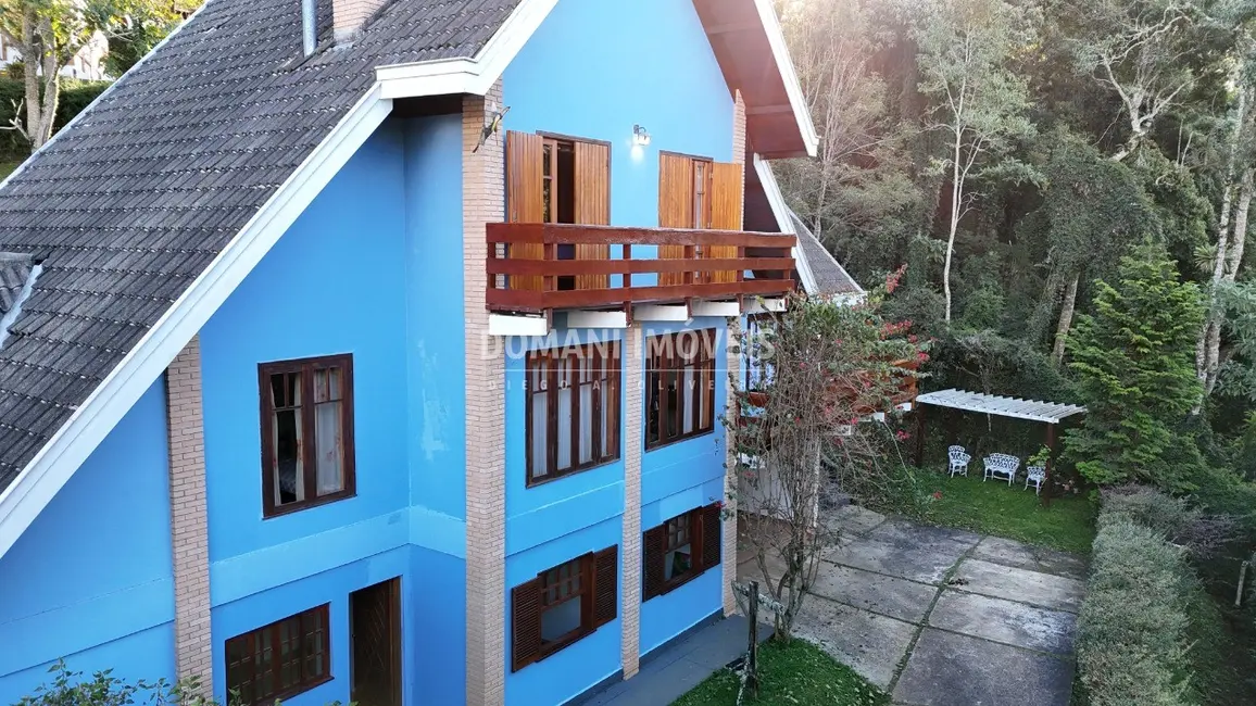 Foto 4 de Casa com 2 quartos à venda, 214m2 em Campos Do Jordao - SP