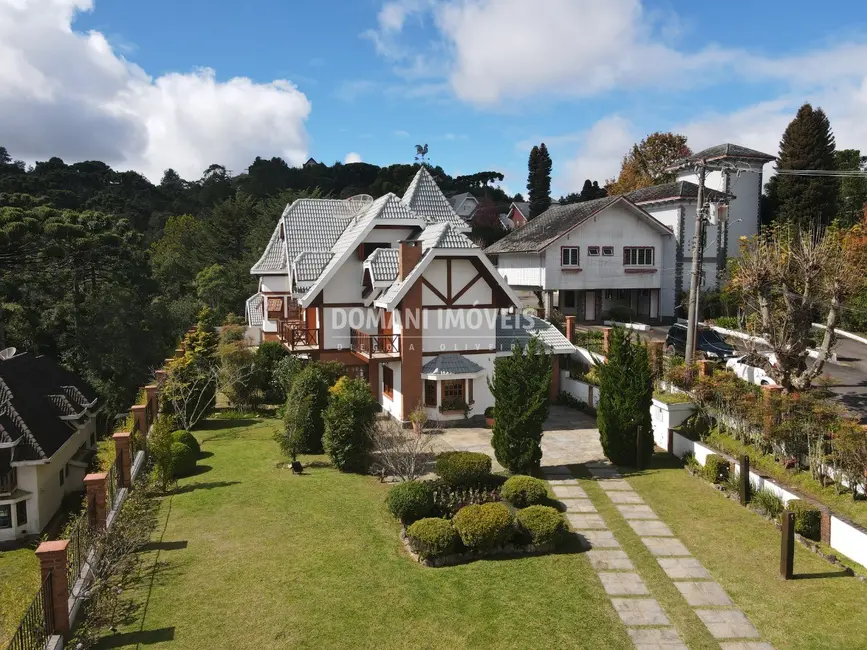 Foto 2 de Casa de Condomínio com 6 quartos à venda, 858m2 em Campos Do Jordao - SP