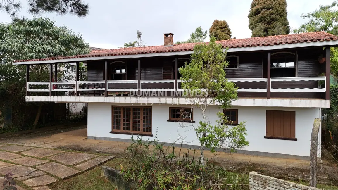 Foto 2 de Casa com 4 quartos à venda, 306m2 em Campos Do Jordao - SP