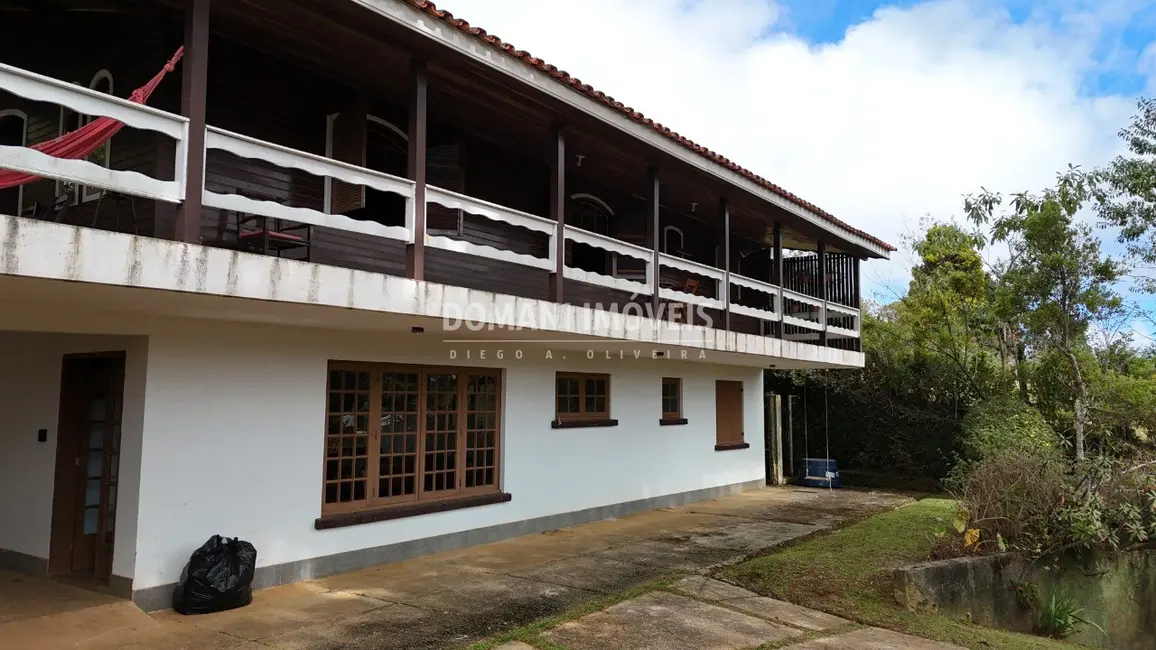 Foto 3 de Casa com 4 quartos à venda, 306m2 em Campos Do Jordao - SP