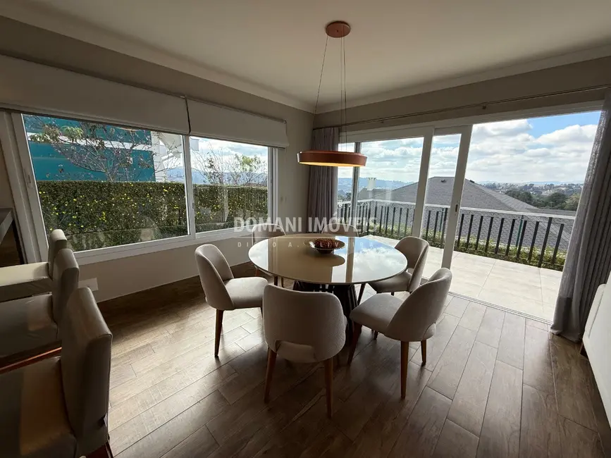 Foto 9 de Casa de Condomínio com 3 quartos à venda, 172m2 em Campos Do Jordao - SP