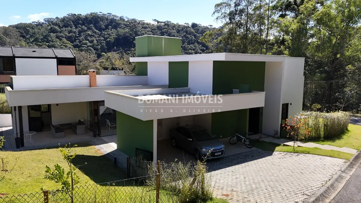Casa de Condomínio com 3 quartos à venda, 275m2 em Santo Antonio Do Pinhal - SP - imagem 6 Foto 6 de Casa de Condomínio com 3 quartos à venda, 275m2 em Santo Antonio Do Pinhal - SP