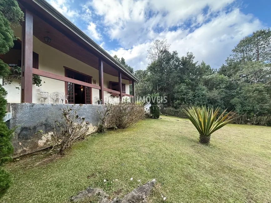 Foto 6 de Casa com 5 quartos à venda, 173m2 em Campos Do Jordao - SP