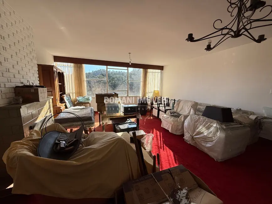 Apartamento com 3 quartos à venda, 169m2 em Campos Do Jordao - SP - imagem 8 Foto 8 de Apartamento com 3 quartos à venda, 169m2 em Campos Do Jordao - SP