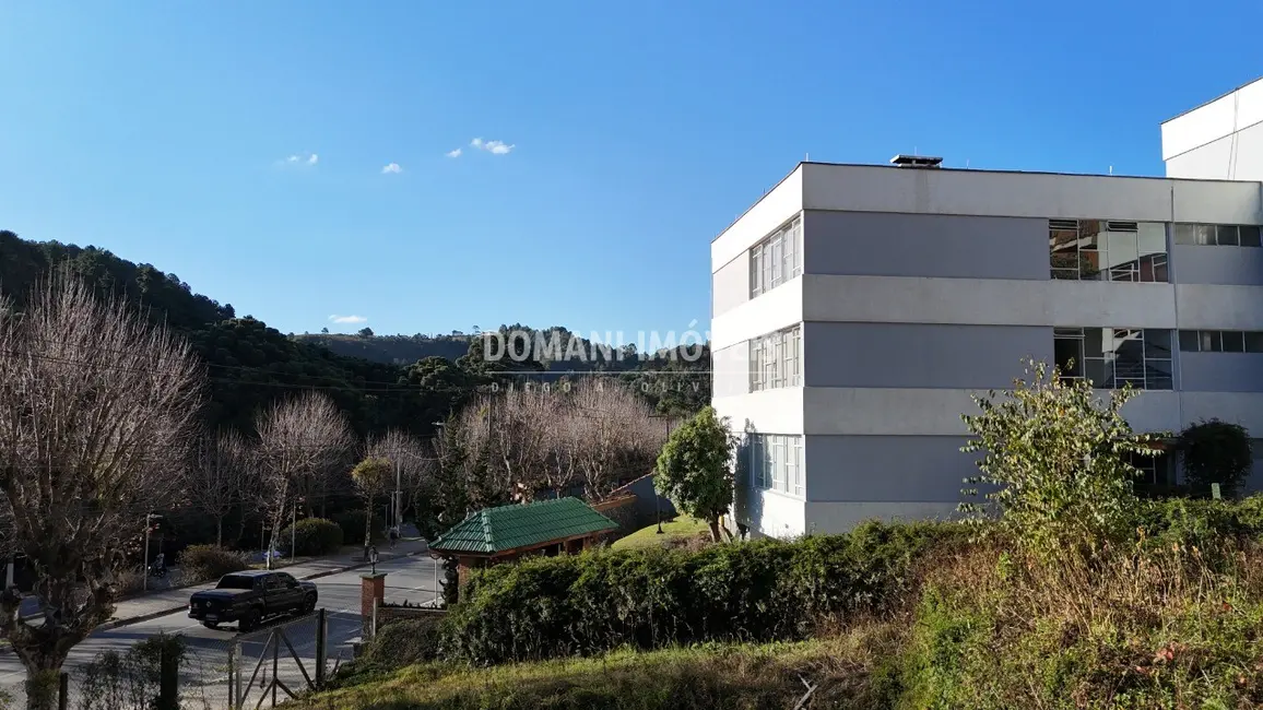 Apartamento com 3 quartos à venda, 169m2 em Campos Do Jordao - SP - imagem 7 Foto 7 de Apartamento com 3 quartos à venda, 169m2 em Campos Do Jordao - SP