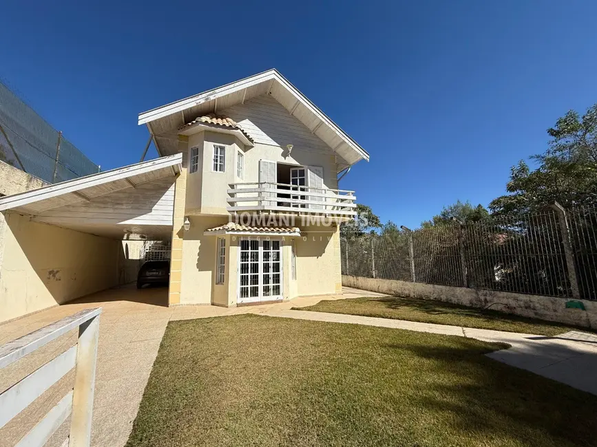 Foto 1 de Casa com 4 quartos à venda, 239m2 em Campos Do Jordao - SP