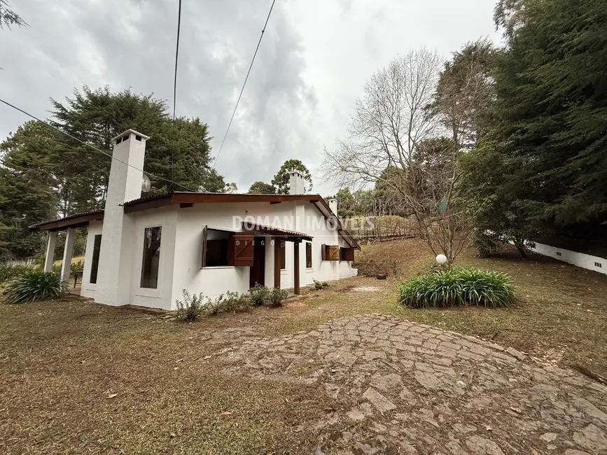 Foto 2 de Casa com 3 quartos à venda e para alugar, 157m2 em Campos Do Jordao - SP