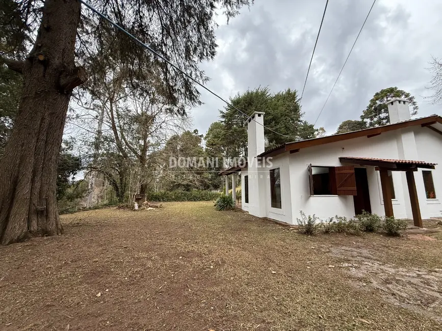 Foto 3 de Casa com 3 quartos à venda e para alugar, 157m2 em Campos Do Jordao - SP