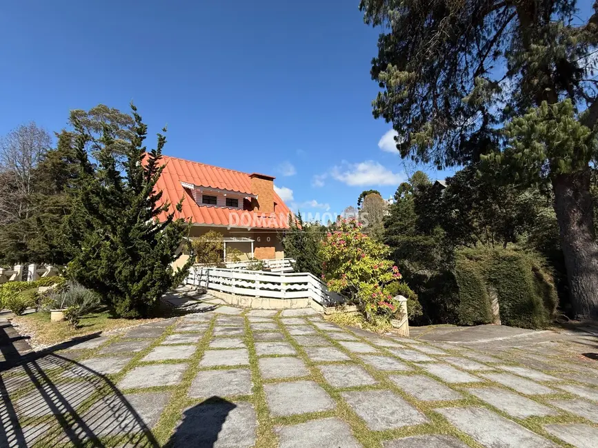 Foto 5 de Casa com 3 quartos para alugar, 205m2 em Campos Do Jordao - SP