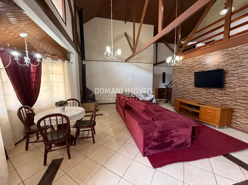 Foto 8 de Casa com 3 quartos à venda e para alugar, 147m2 em Campos Do Jordao - SP