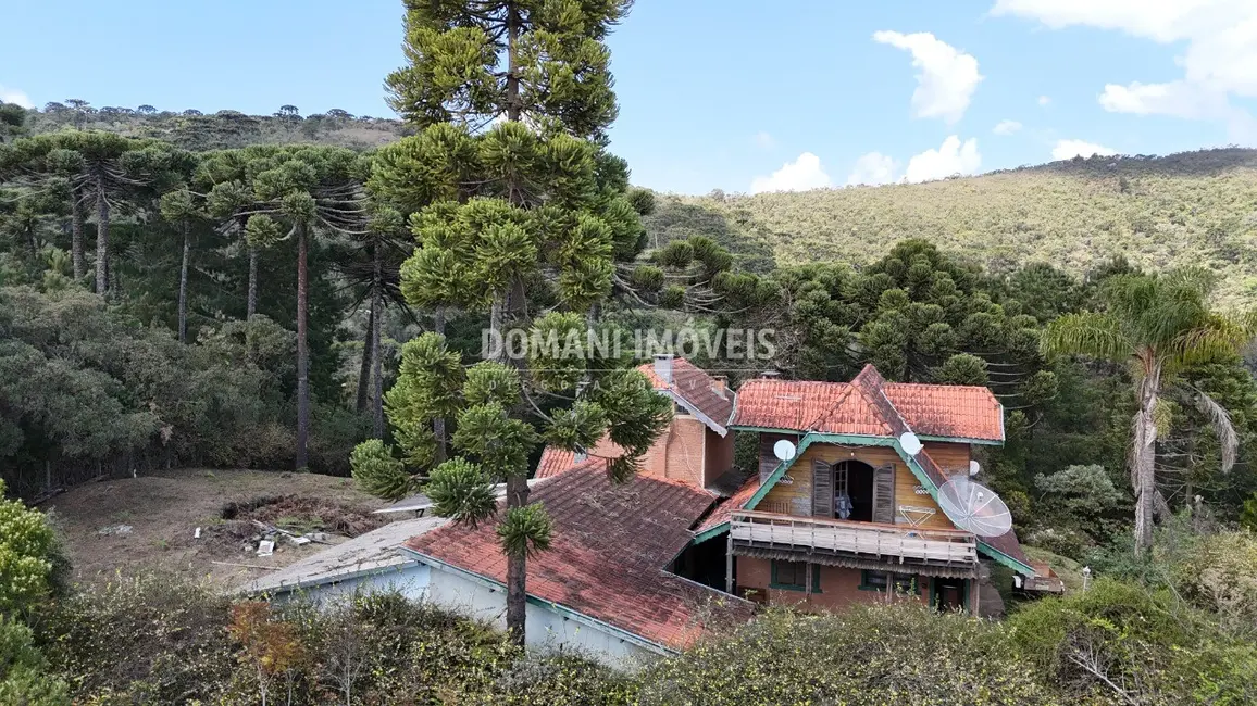 Foto 6 de Casa com 3 quartos à venda, 337m2 em Campos Do Jordao - SP