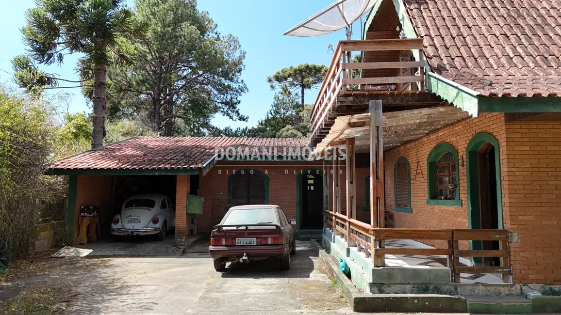 Foto 3 de Casa com 3 quartos à venda, 337m2 em Campos Do Jordao - SP