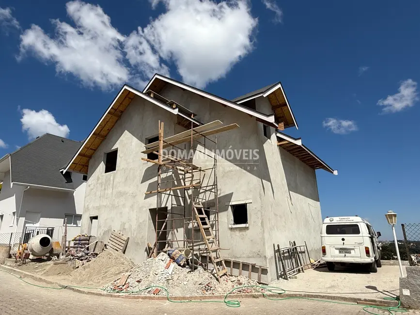 Foto 1 de Casa de Condomínio com 3 quartos à venda, 226m2 em Campos Do Jordao - SP