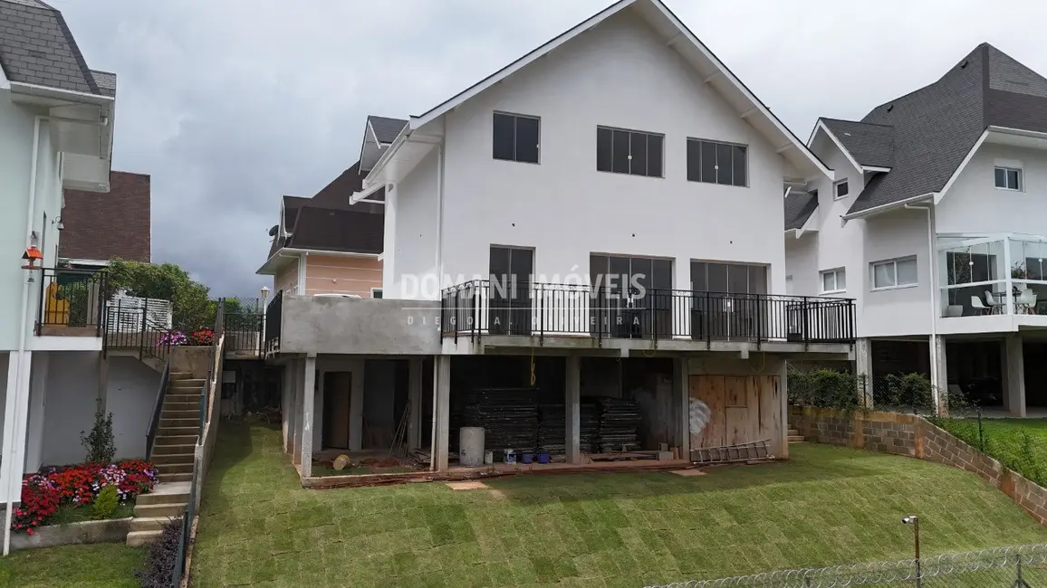 Foto 7 de Casa de Condomínio com 3 quartos à venda, 226m2 em Campos Do Jordao - SP