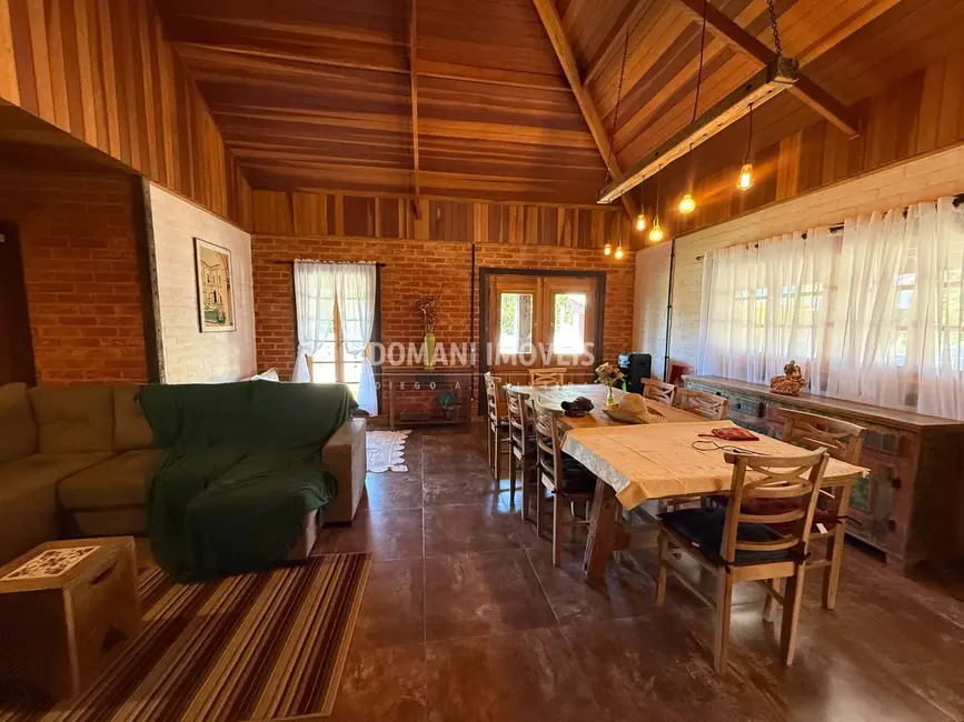Foto 8 de Casa com 3 quartos à venda, 350m2 em Campos Do Jordao - SP