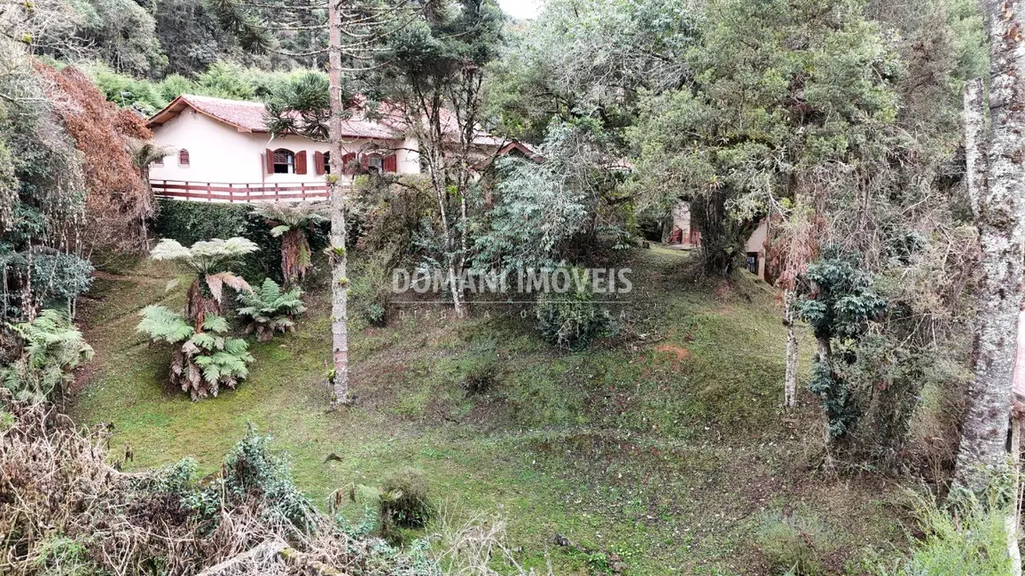 Foto 4 de Casa com 3 quartos à venda, 182m2 em Campos Do Jordao - SP