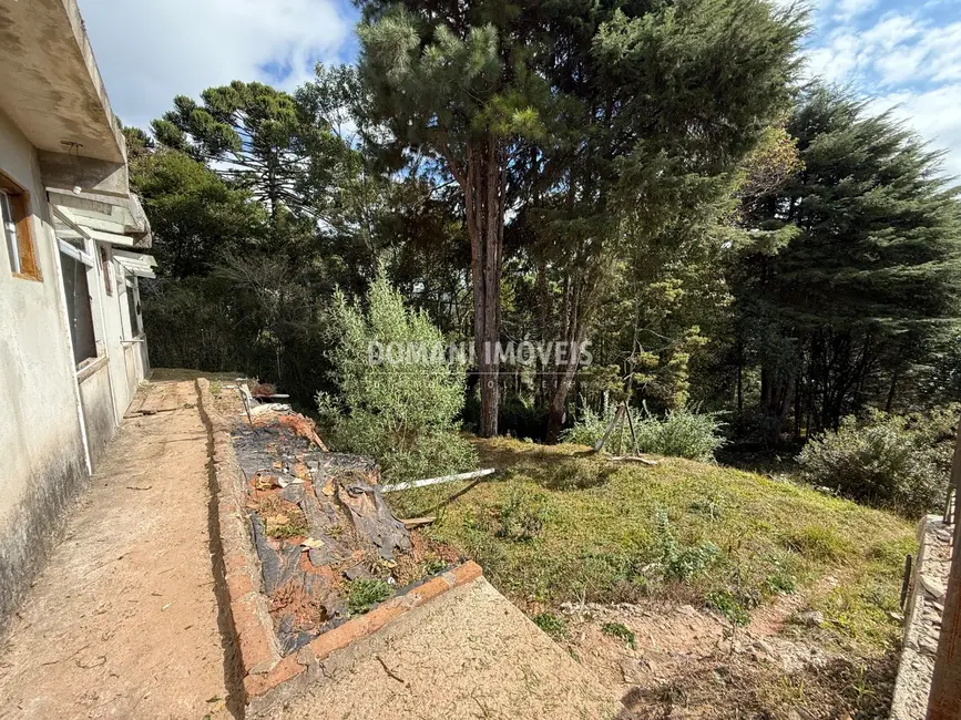 Foto 4 de Casa com 4 quartos à venda, 260m2 em Campos Do Jordao - SP