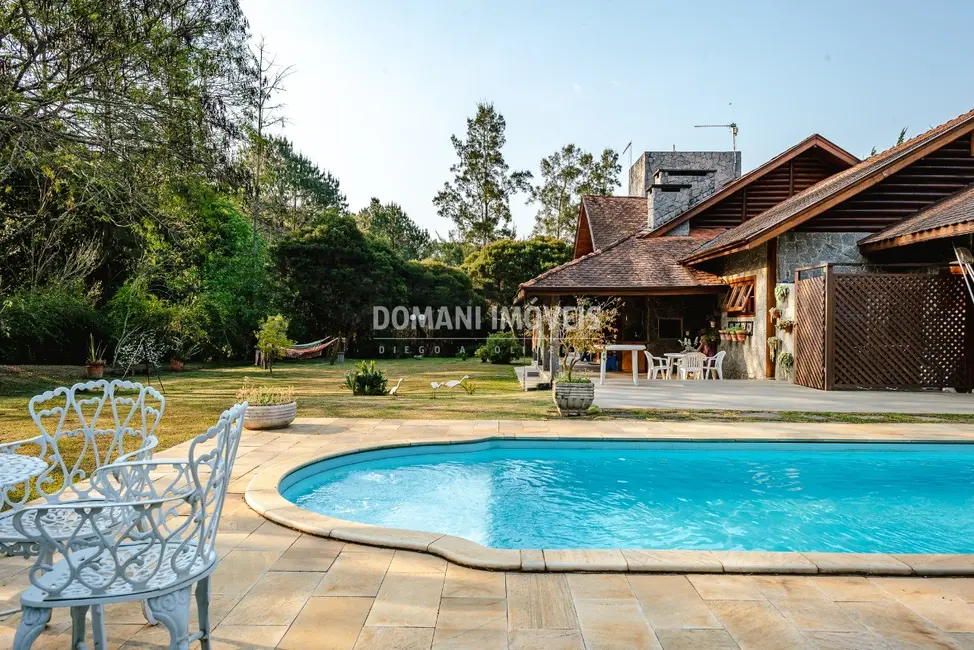 Casa de Condomínio com 4 quartos à venda, 398m2 em Santo Antonio Do Pinhal - SP - imagem 3 Foto 3 de Casa de Condomínio com 4 quartos à venda, 398m2 em Santo Antonio Do Pinhal - SP