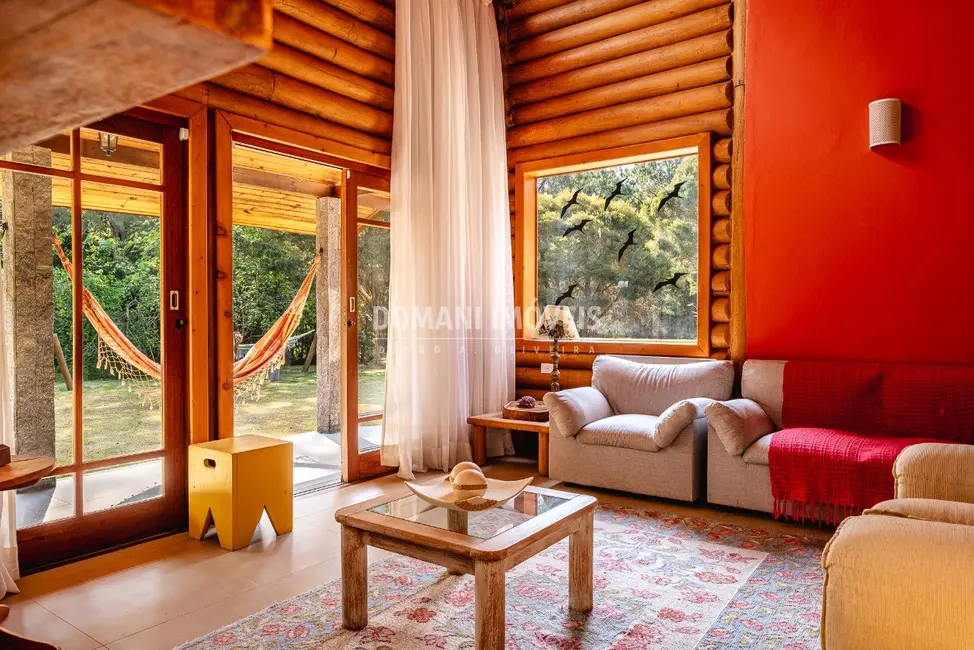 Casa de Condomínio com 4 quartos à venda, 398m2 em Santo Antonio Do Pinhal - SP - imagem 8 Foto 8 de Casa de Condomínio com 4 quartos à venda, 398m2 em Santo Antonio Do Pinhal - SP