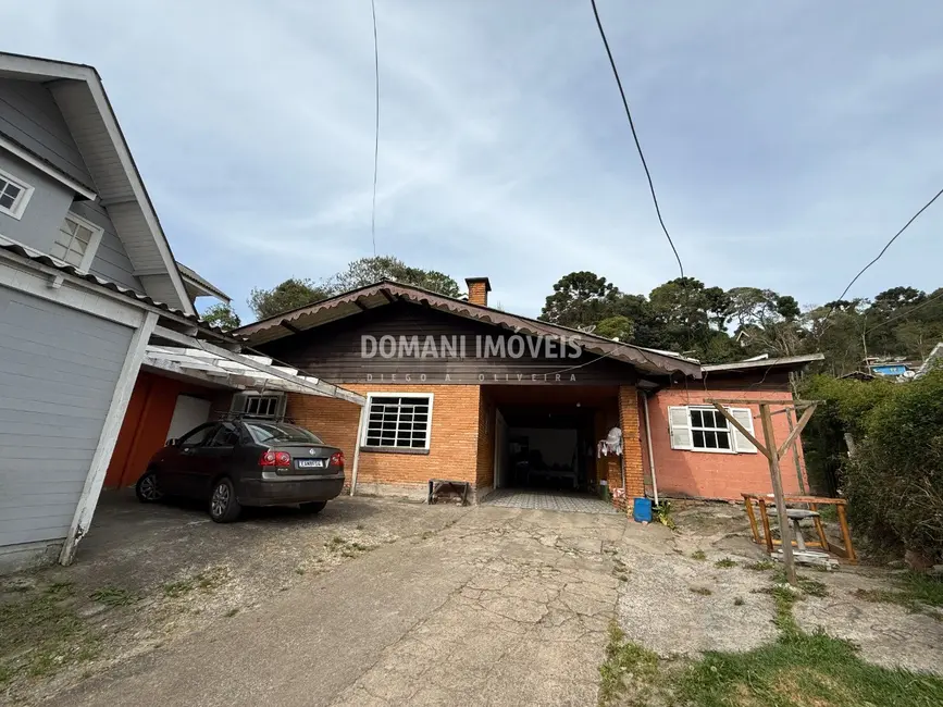 Foto 1 de Casa com 3 quartos à venda, 253m2 em Campos Do Jordao - SP